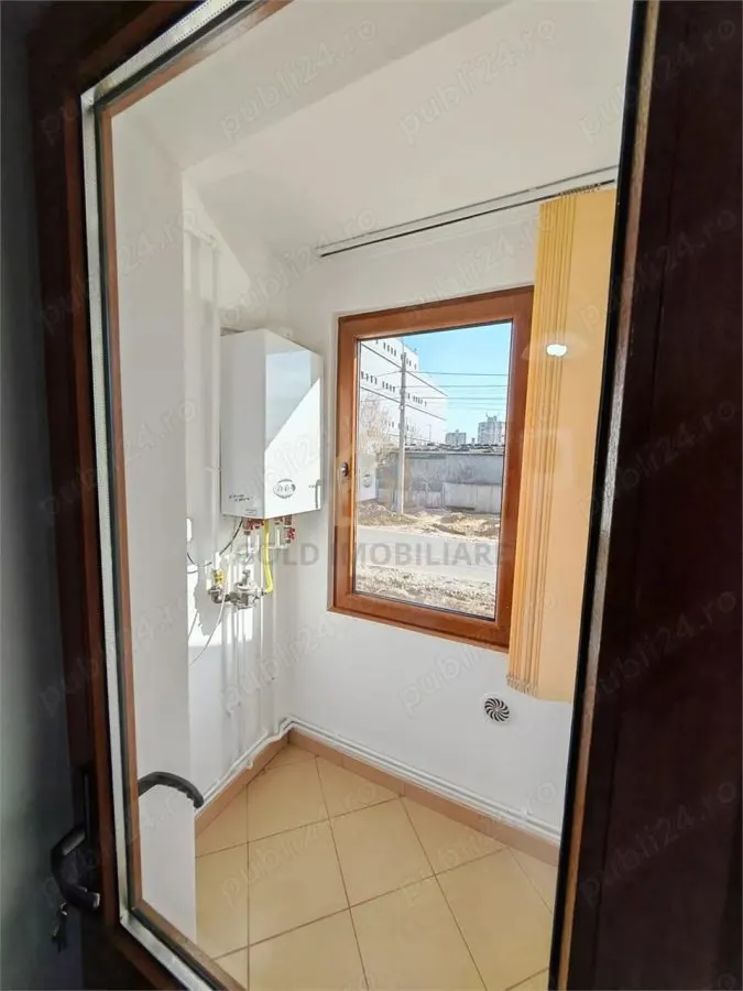 Apartament 3 camere de vanzare cu garaj - foto 5