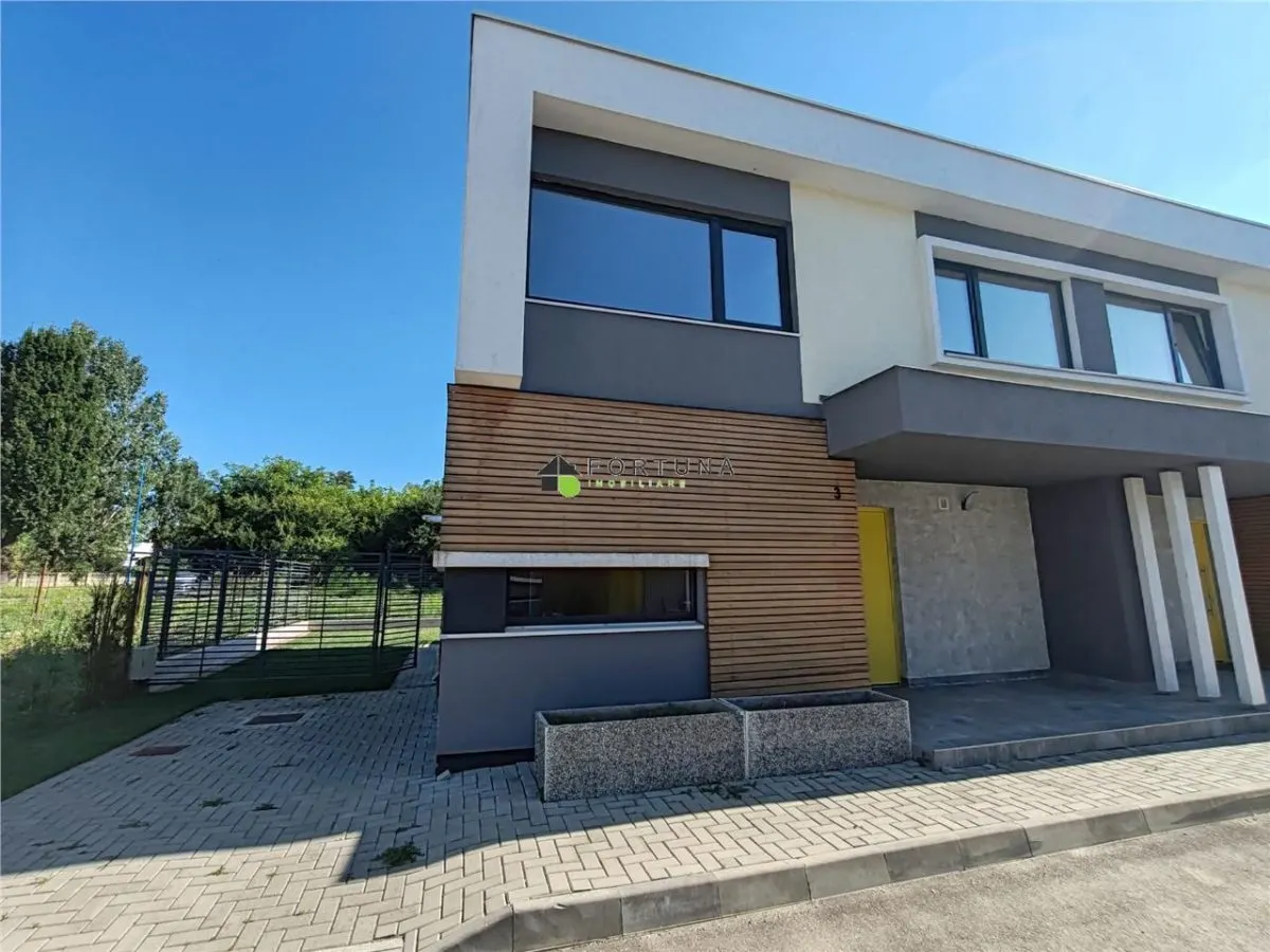 Duplex, M`Art Villas, Calea Feldioarei - foto 1