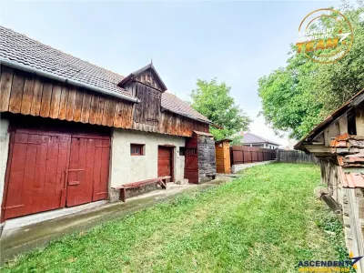 Casa cu teren generos de 1.315 mp, bucatarie de vara complet renovata si acces din doua strazi – Cernat, jud. Covasna - foto 23