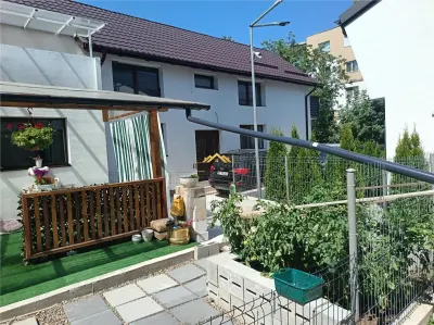 CASA CU ETAJ IN ORAS - Botosani