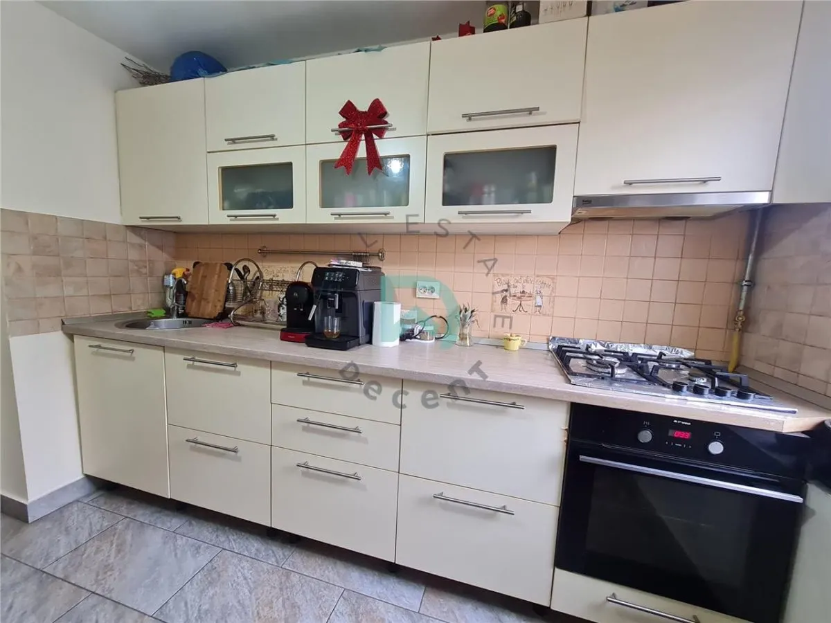 Apartament 3 camere Craiter, , Brasov - foto 1