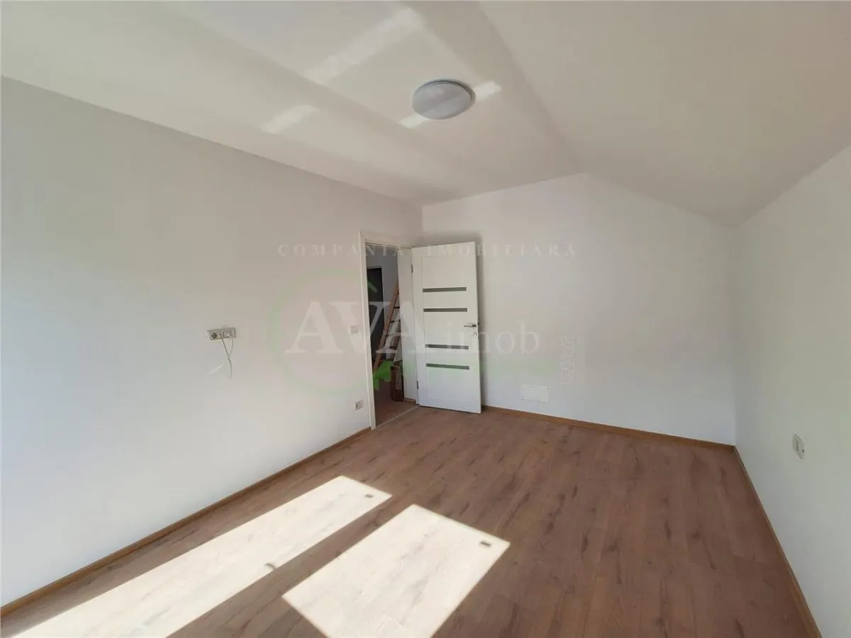 Vila noua din caramida, 130 mp utili – Teren 480 mp | Zona Ura - foto 17