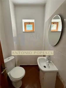 Vila 4 camere, in Ploiesti, zona Albert. - foto 24