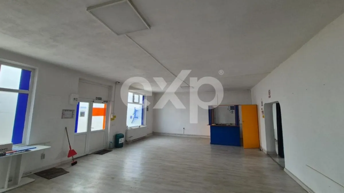 Spațiu Comercial 210 mp + Teren 2.000 mp | Centru Băjești | Chiriaș Existent - foto 2