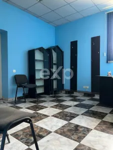 Casă în centrul comunei Corbii Mari, ideală pentru birouri, cabinet sau locuit - foto 9
