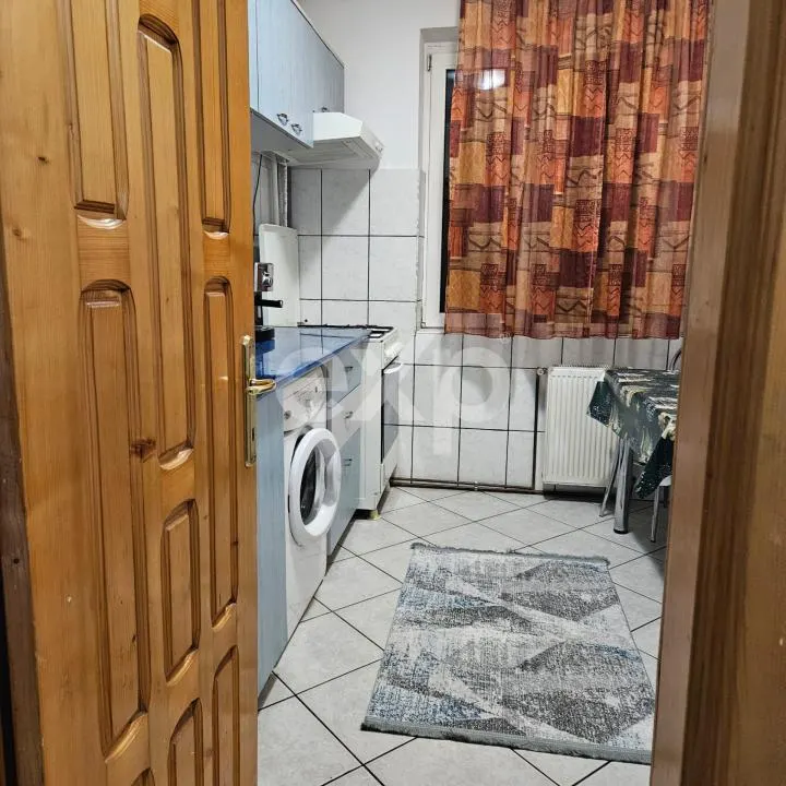 Inchiriere apartament 2 camere Central - foto 2