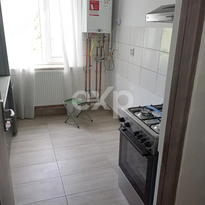 Vânzare apartament 2 camere  Central - foto 3