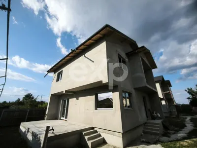 Trivale | Casa 4 camere | 125 mp utili | Teren 308 mp | La cheie - Pitesti