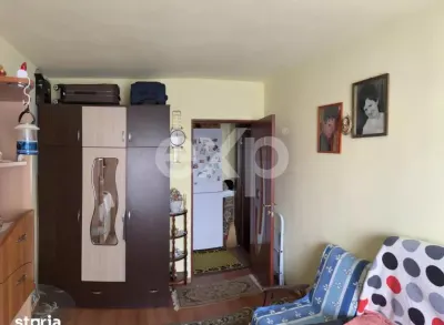 Apartament 2 Cam Decomandat – Etaj 2/4, Zona Micro 6(Vizavi de fostul Select) - foto 3
