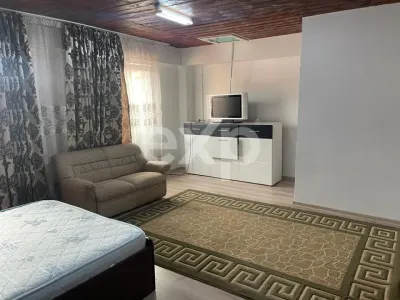 Inchiriere apartament 2  camere in vila, Prundu - foto 2