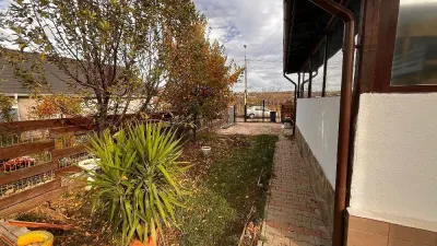 Apartament 110 mp, vilă, curte proprie, 3 camere, parcare, Plopii Fără Soț – Bucium - foto 4