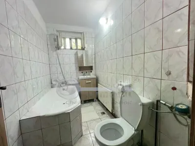 Apartament 3 camere, Tudor Vladimirescu, 63mp, semi-decomandat - foto 6