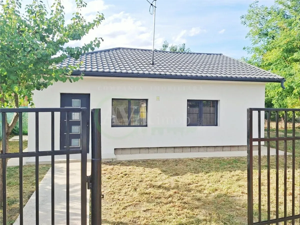 Casa la cheie, 75 mp utili – Margineni | Teren 380 m - foto 1