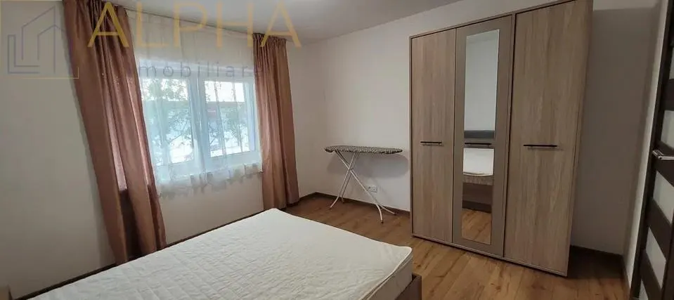 DE INCHIRIAT IN EXCLUSIVITATE – APARTAMENT 3 CAMERE  – ZONA C.R. VIVU, BISTRITA, JUD BN - foto 5