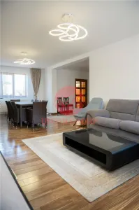 Casa Extraordinara în Lazu. Spatiu, Calitate și Confort la Superlativ - foto 20