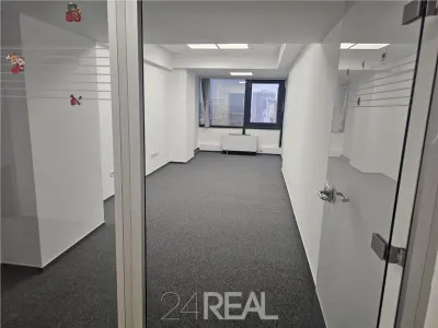 Inchiriere spatii de birouri zona Armeneasca - foto 10