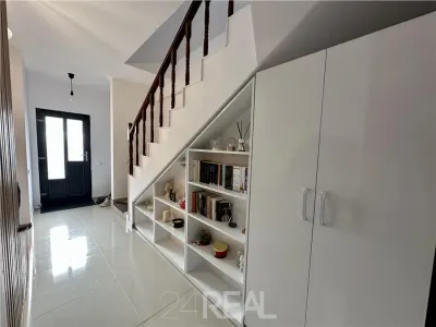 Casa de vannzare Bragadiru -Triplex 116 mp + curte proprie 105 mp - foto 9