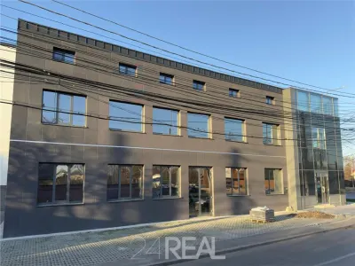 Spatiu comercial/retail in Otopeni - ideal Showroom + depozitare - foto 4