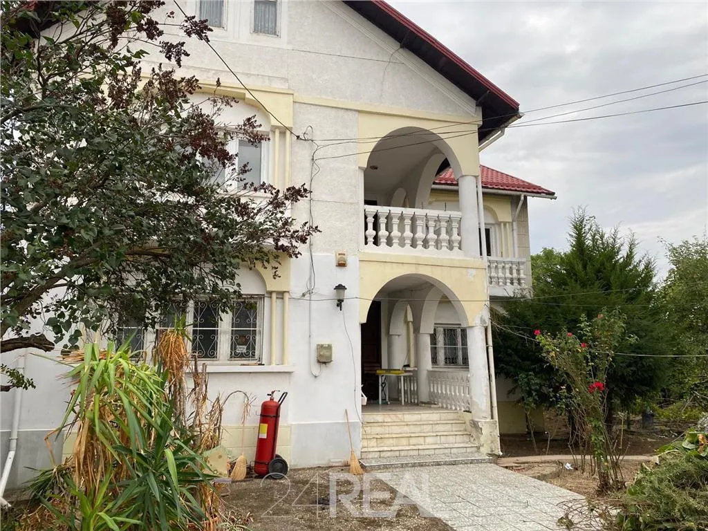 Vila de vanzare in zona Bucurestii Noi - langa Parc Bazilescu - foto 1