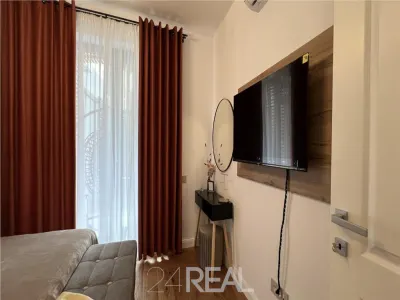 Inchiriere apartament zona Unirii - terasa si garaj - foto 5