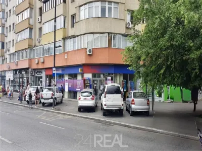 Inchiriere spatiu comercial stradal si trafic pietonal mare - Bucuresti