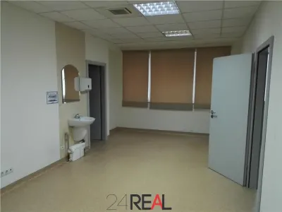 Spatii pretabile pentru: spital, clinica, cabinet, laborator medical - foto 8