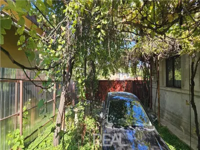 De vanzare - casa si curte mare in zona Metroului Republica - foto 19