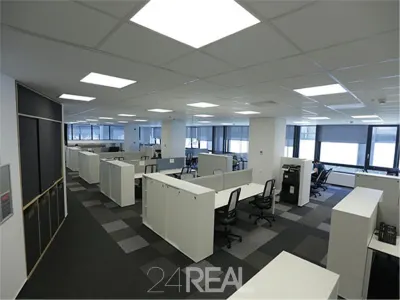 Spatii de inchiriat in cladirea SEMA Parc - Paris - de la 820 MP - Bucuresti