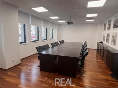 Cladire de birouri de vanzare - zona ultracentrala - foto 4