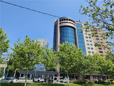 Vanzare Spatiu comercial stradal - Parter si Mezanin - 900 mp - foto 6