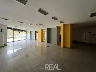 Vanzare Spatii - clinica, comercial, showroom, birouri - foto 25