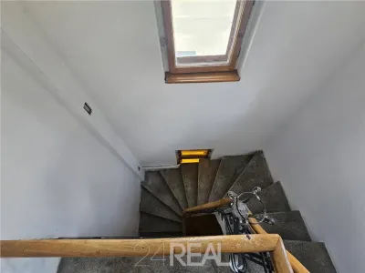 Inchiriere spatiu comercial - 950 Euro per etaj - foto 6