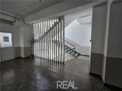 Spatii multifunctionale de inchiriat - birouri, producție, depozitare - foto 5