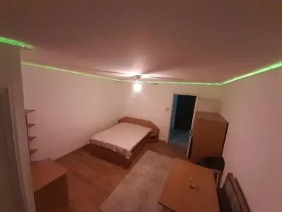 Garsonieră/Apartament 1 cameră de închiriat — Tătărași, str. Vasile Lupu - foto 2