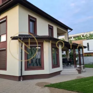 Vila individuala 6 camere Iancu Nicolae - Bucuresti
