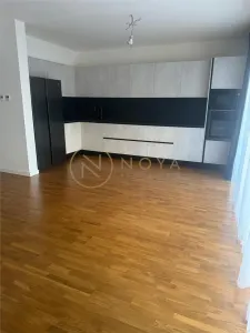 Apartament de 4 camere de vanzare in Baneasa Herastrau - Bucuresti