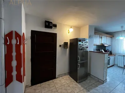 Apartament 3 camere decomandat, parter, Aleea Tihutei - foto 3