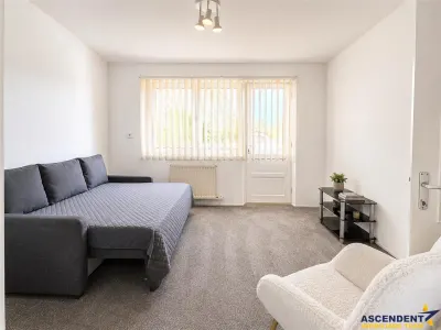 Casa individuala cu 5 camere, garaj, pivnita si curte proprie, Sangeorgiu de Mures - foto 2