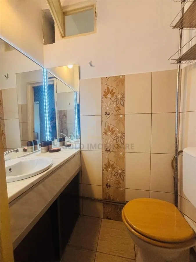 Apartament 3 camere de vanzare cu garaj - foto 5