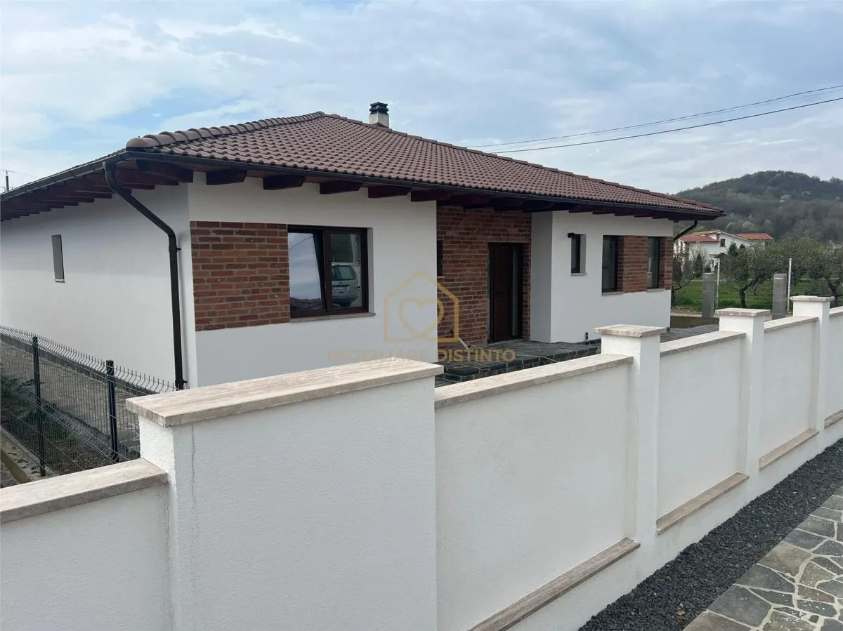 Casa finisata cu 3 dormitoare - foto 11