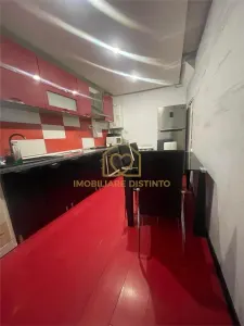 Casa cu 4 camere zona Centru vechi - foto 2