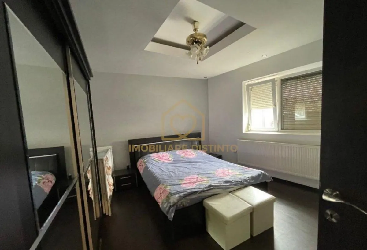 Casa cu 4 camere zona Centru vechi - foto 12