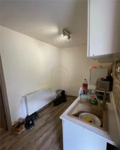 Casa cu 4 camere zona Centru vechi - foto 3