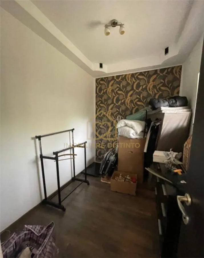 Casa cu 4 camere zona Centru vechi - foto 9