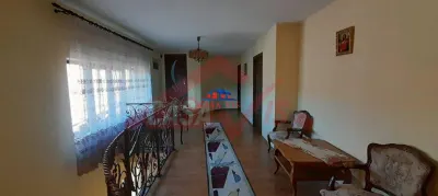 Casa in Onesti/0742 801 123, vila in com Casin - foto 3