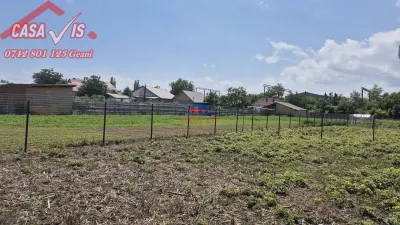 Loturi de teren in fata garii din Onesti - foto 2