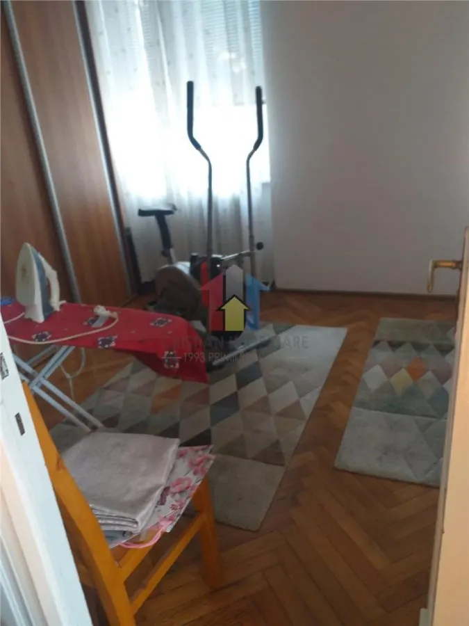 Casa Boiereasca D+P+M pozitie excelenta pe colt zona Centru Istoric - foto 2