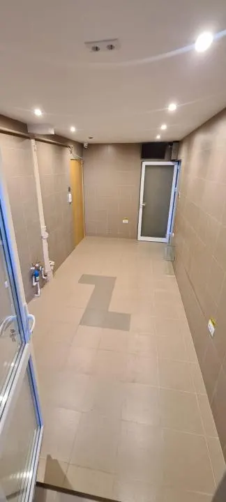 TOTUL NOU! Spatiu comercial, Calea Galati, balcon cu vitrina, SPATIOS! - foto 14
