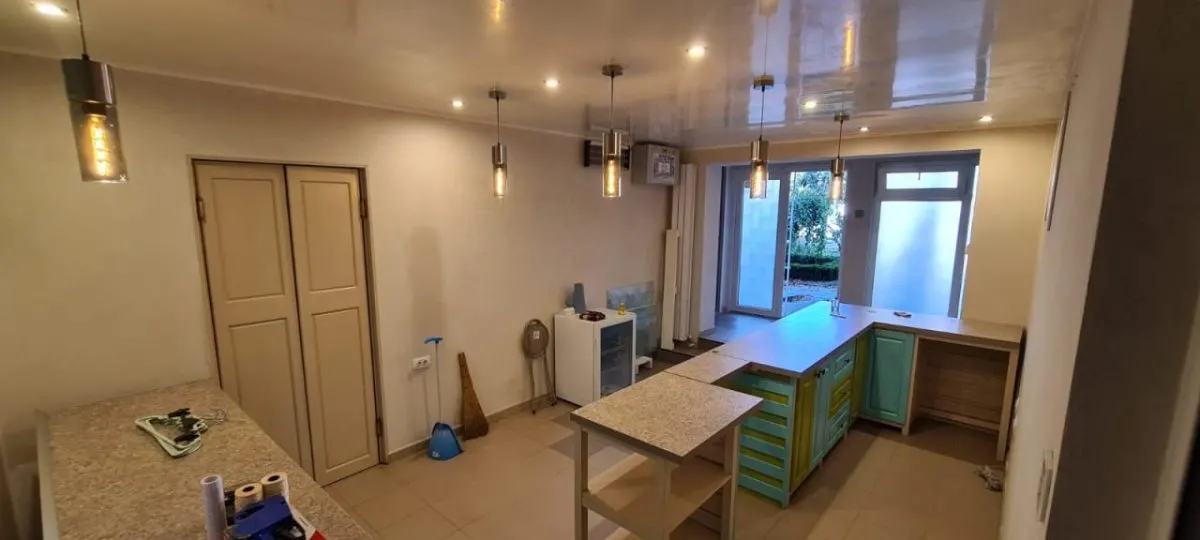 TOTUL NOU! Spatiu comercial, Calea Galati, balcon cu vitrina, SPATIOS! - foto 16