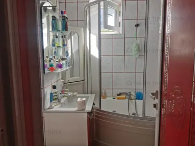 Decomandat Confort 1 SELECT Mobilat 3 cam etaj 3 Viziru 3 - foto 9